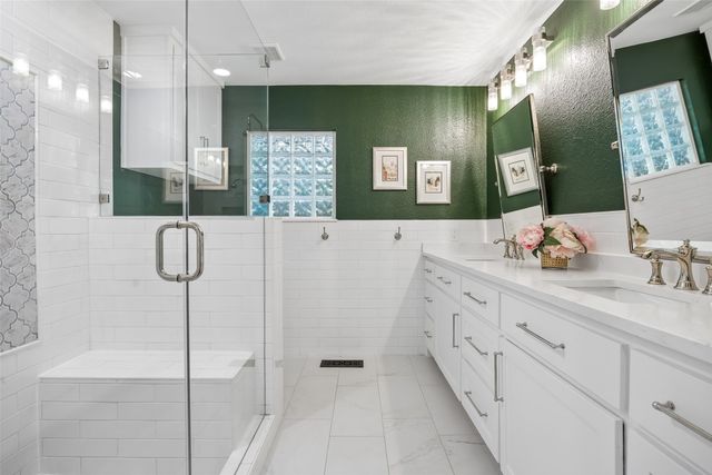 6413 Westlake Avenue, Dallas, TX 75214