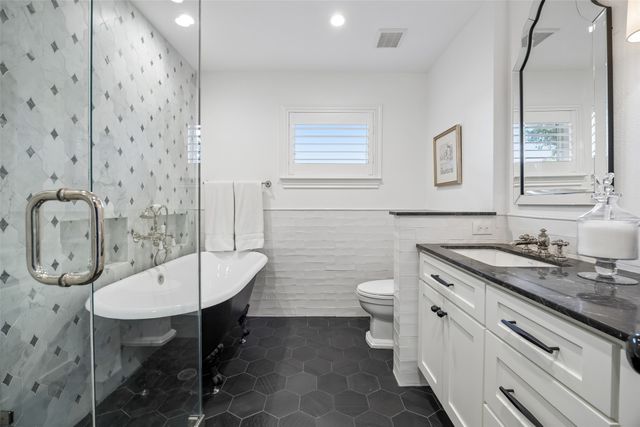 6413 Westlake Avenue, Dallas, TX 75214
