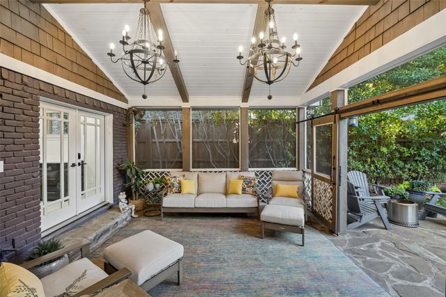6413 Westlake Avenue, Dallas, TX 75214