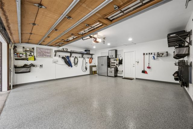 6413 Westlake Avenue, Dallas, TX 75214