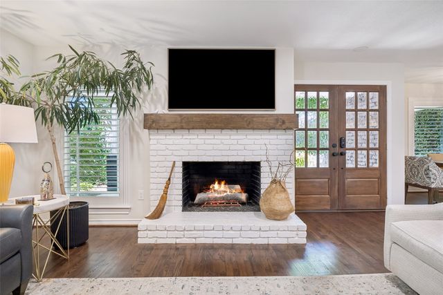 6413 Westlake Avenue, Dallas, TX 75214