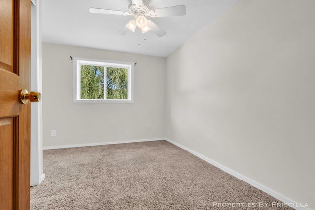 16134 Peach Ridge Avenue NW, Kent City, MI 49330