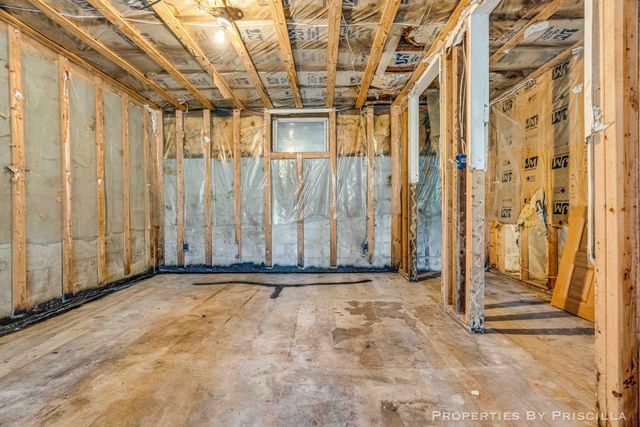 16134 Peach Ridge Avenue NW, Kent City, MI 49330