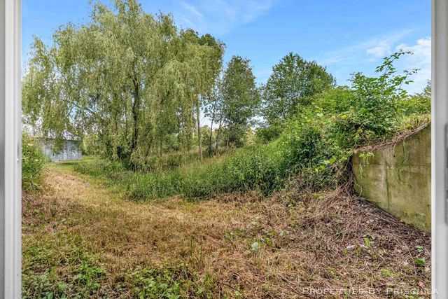 16134 Peach Ridge Avenue NW, Kent City, MI 49330