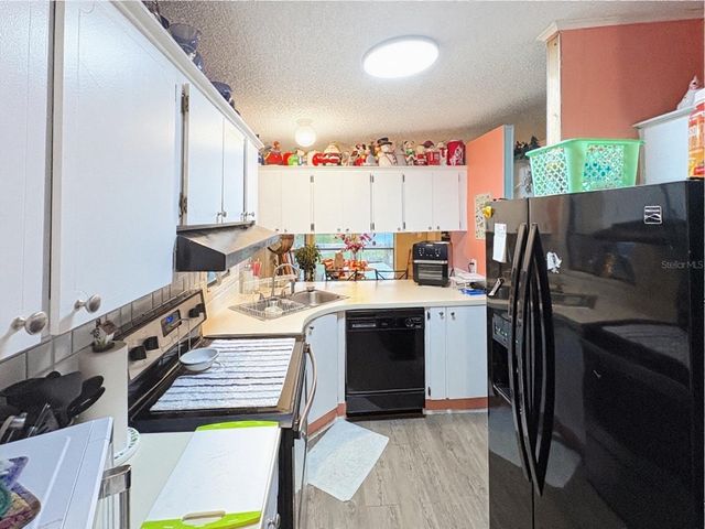 413 S TIMBER TRAIL, Wildwood, FL 34785