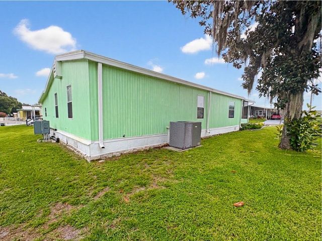 413 S TIMBER TRAIL, Wildwood, FL 34785