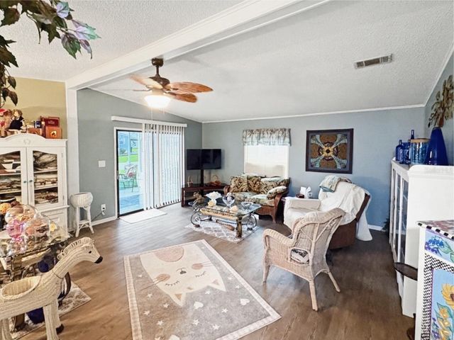 413 S TIMBER TRAIL, Wildwood, FL 34785