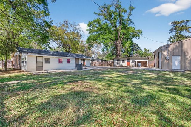 9629 Fairlawn Court, Shreveport, LA 71118