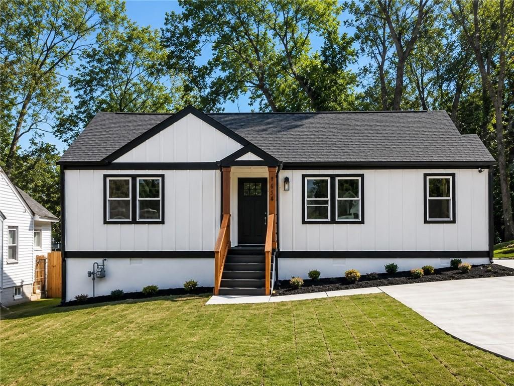 1654 Hadlock Street, Atlanta, GA 30311