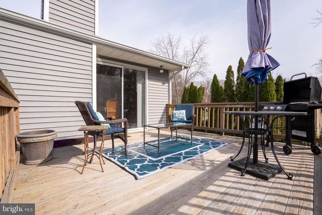 29 HAWTHORNE LN, Hightstown, NJ 08520