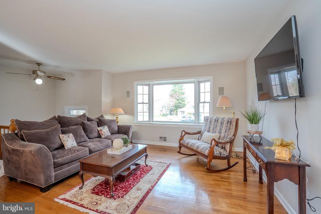 29 HAWTHORNE LN, Hightstown, NJ 08520