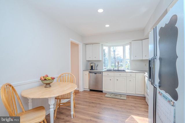 29 HAWTHORNE LN, Hightstown, NJ 08520