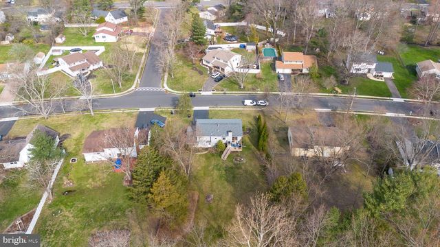 29 HAWTHORNE LN, Hightstown, NJ 08520