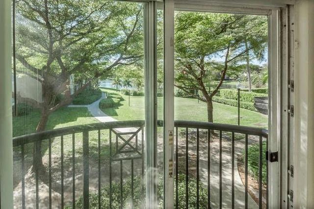 4151 N Haverhill Road 1508, West Palm Beach, FL 33417