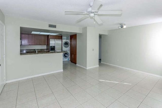 4151 N Haverhill Road 1508, West Palm Beach, FL 33417