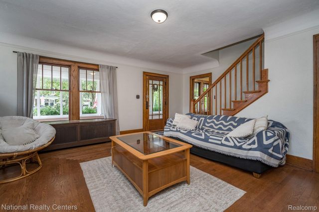 134 N Anderson Street, Lake Orion Village, MI 48362