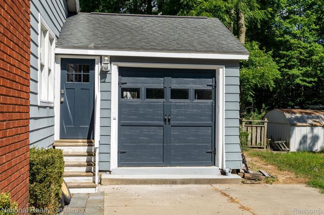 134 N Anderson Street, Lake Orion Village, MI 48362