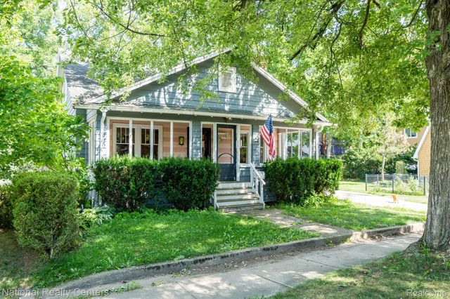 134 N Anderson Street, Lake Orion Village, MI 48362