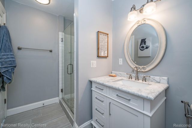 134 N Anderson Street, Lake Orion Village, MI 48362