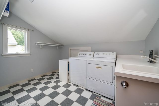 134 N Anderson Street, Lake Orion Village, MI 48362