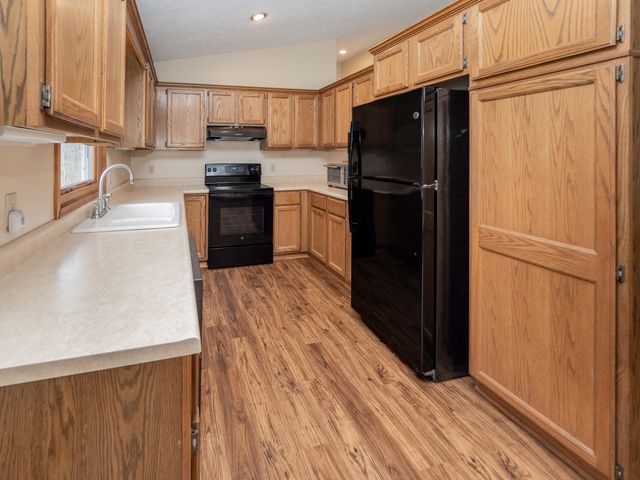 11265 E H J Avenue, Charleston Twp, MI 49053
