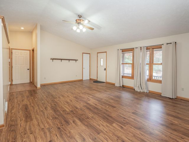 11265 E H J Avenue, Charleston Twp, MI 49053