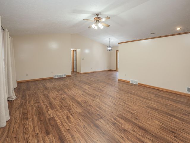 11265 E H J Avenue, Charleston Twp, MI 49053