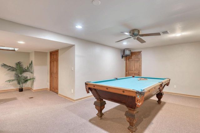 2930 San Juan TRAIL, Brookfield, WI 53005