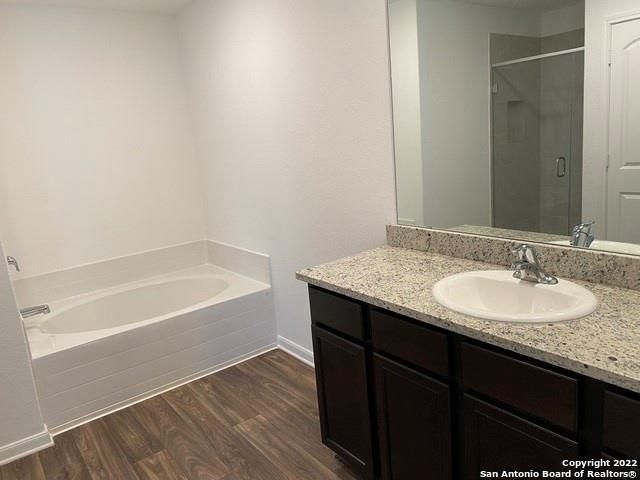 3955 Trail De Paris ST, New Braunfels, TX 78132
