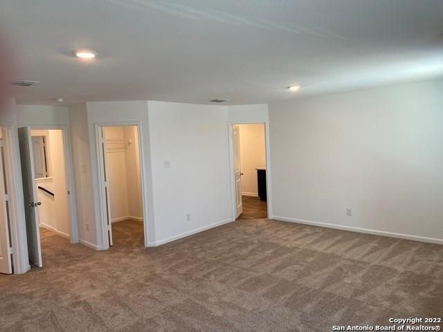 3955 Trail De Paris ST, New Braunfels, TX 78132