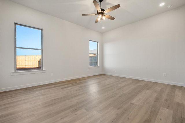 7006 56th Street, Lubbock, TX 79407