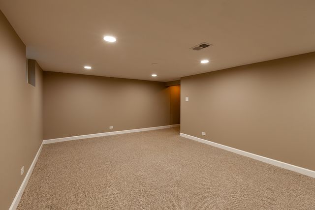 1046 Midway Road, Northbrook, IL 60062