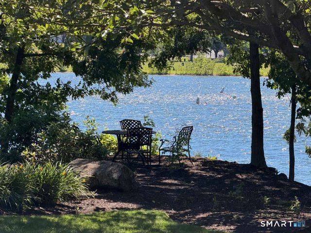 16 Hayestown Road A403, Danbury, CT 06811