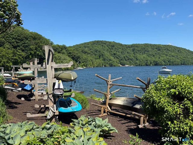 16 Hayestown Road A403, Danbury, CT 06811