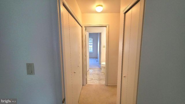 1447 THORNWOOD DR, Mount Laurel, NJ 08054