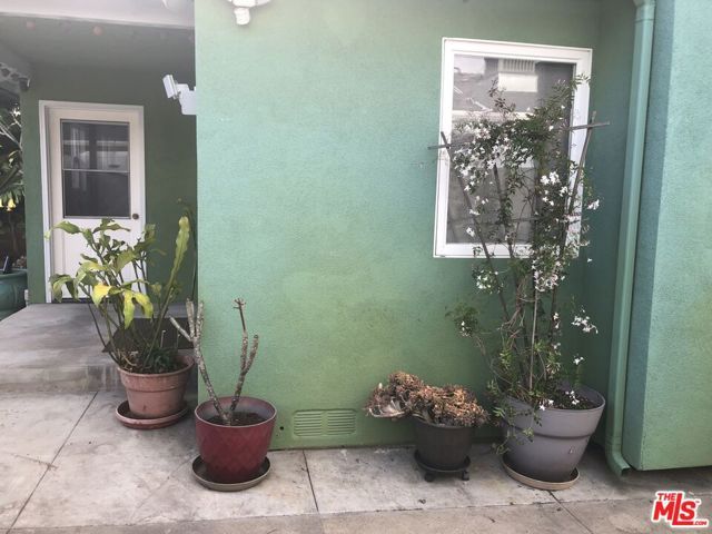 6484 Wynkoop Street, Los Angeles, CA 90045