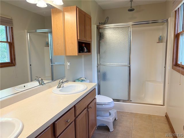 2314 Winterberry Drive, Hamburg, NY 14085