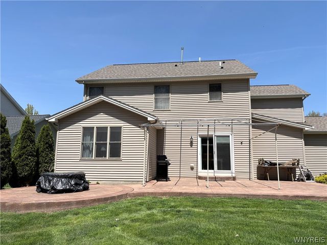 2314 Winterberry Drive, Hamburg, NY 14085