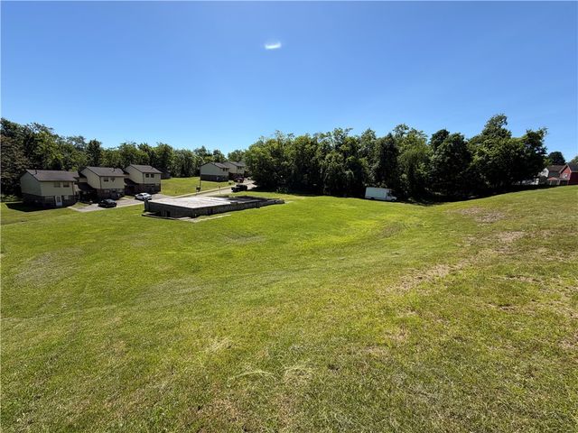 1375 Fayette, Donora, PA 15033