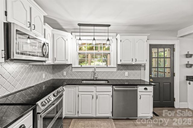 512 Bascom Street, Charlotte, NC 28205