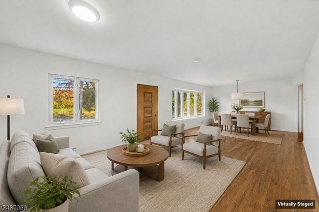 12 Toner Rd, Boonton Town, NJ 07005