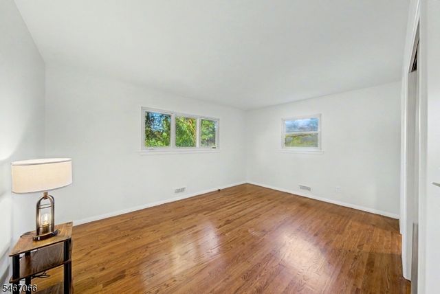 12 Toner Rd, Boonton Town, NJ 07005