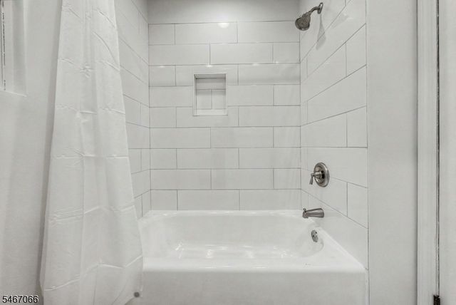 12 Toner Rd, Boonton Town, NJ 07005