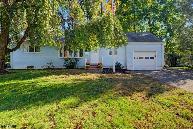 12 Toner Rd, Boonton Town, NJ 07005