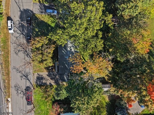 12 Toner Rd, Boonton Town, NJ 07005