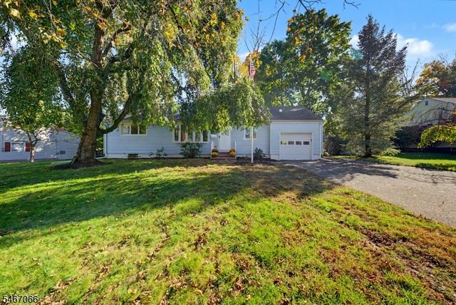 12 Toner Rd, Boonton Town, NJ 07005