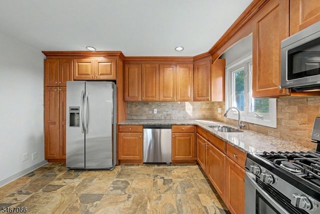 12 Toner Rd, Boonton Town, NJ 07005