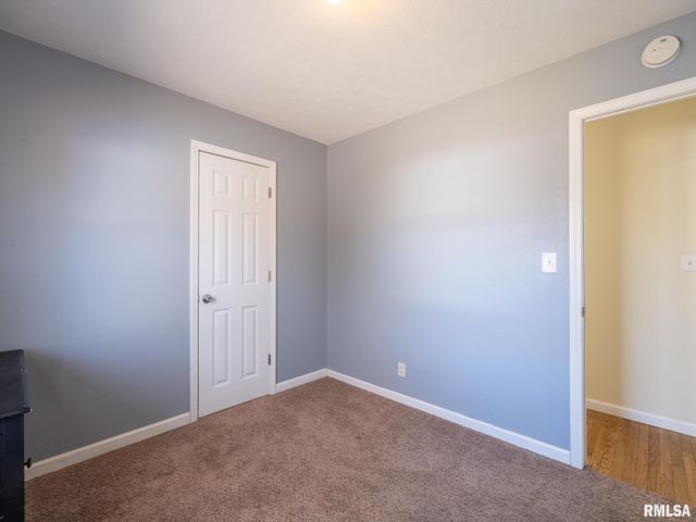 3919 W VIRDEN Drive, Peoria, IL 61615