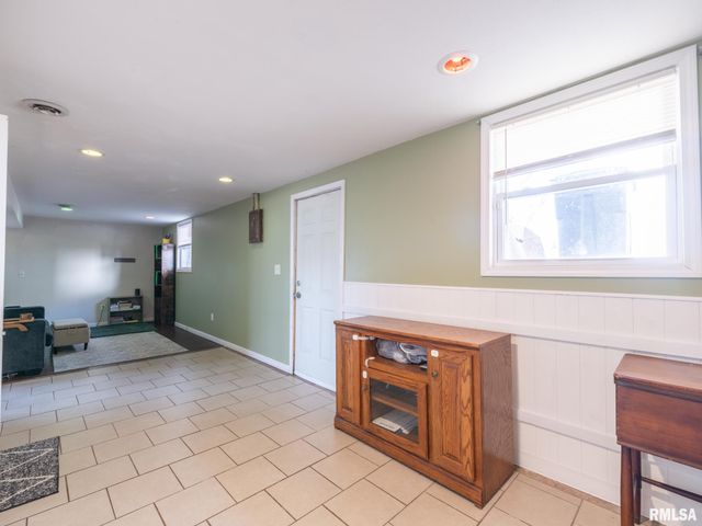 3919 W VIRDEN Drive, Peoria, IL 61615