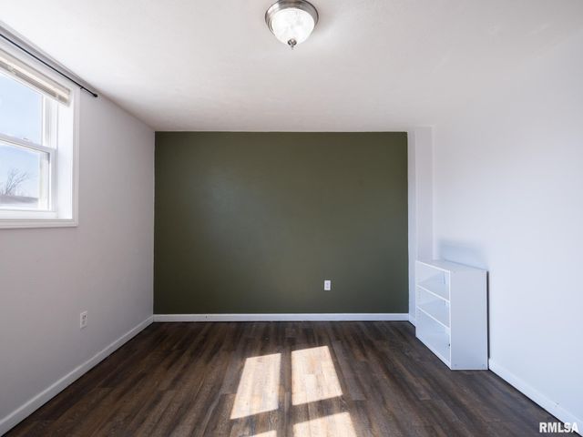 3919 W VIRDEN Drive, Peoria, IL 61615